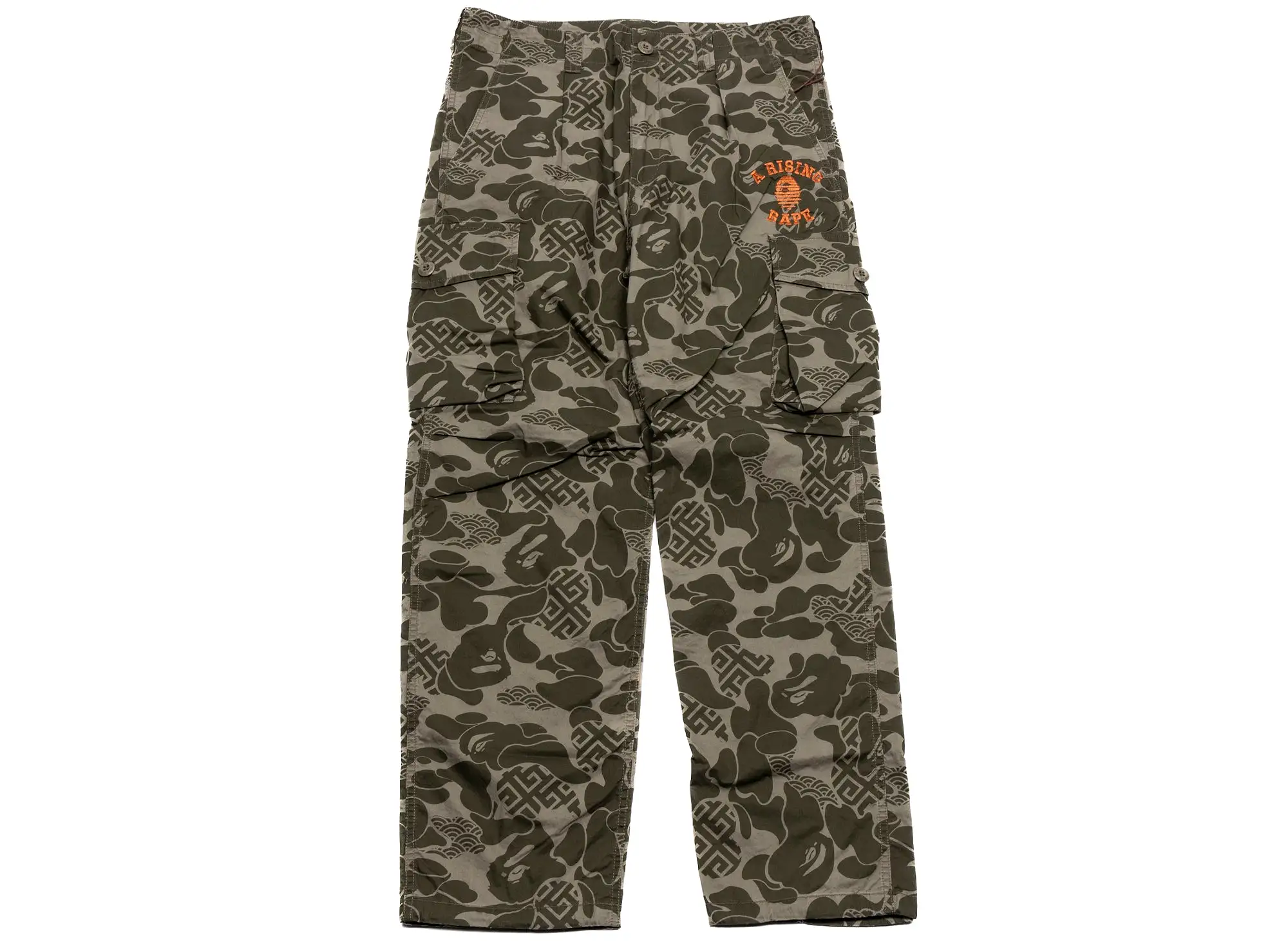 A Bathing Ape Asia Camo Army Pants in Olive xld