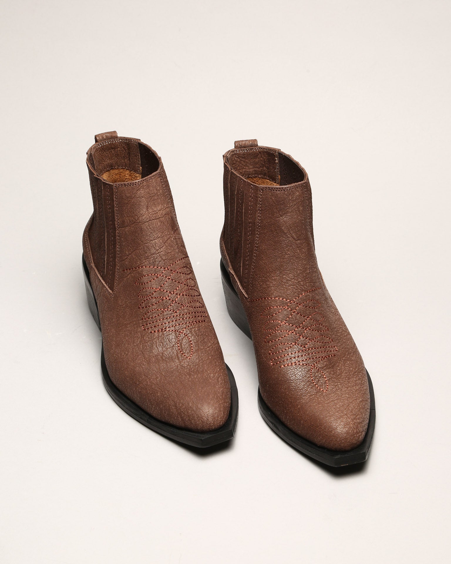 Boot Ada Brown