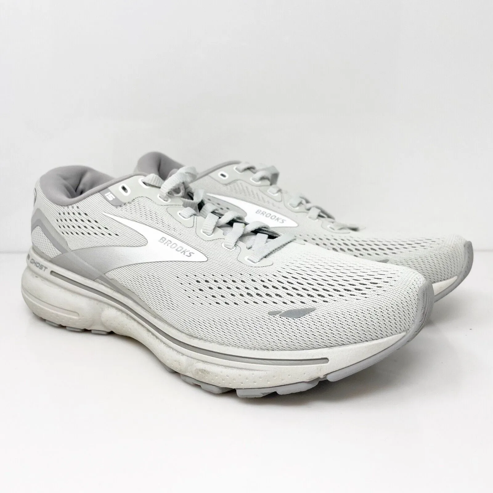 Brooks Womens Ghost 15 1203801B112 Gray Running Shoes Sneakers Size 9.5 B