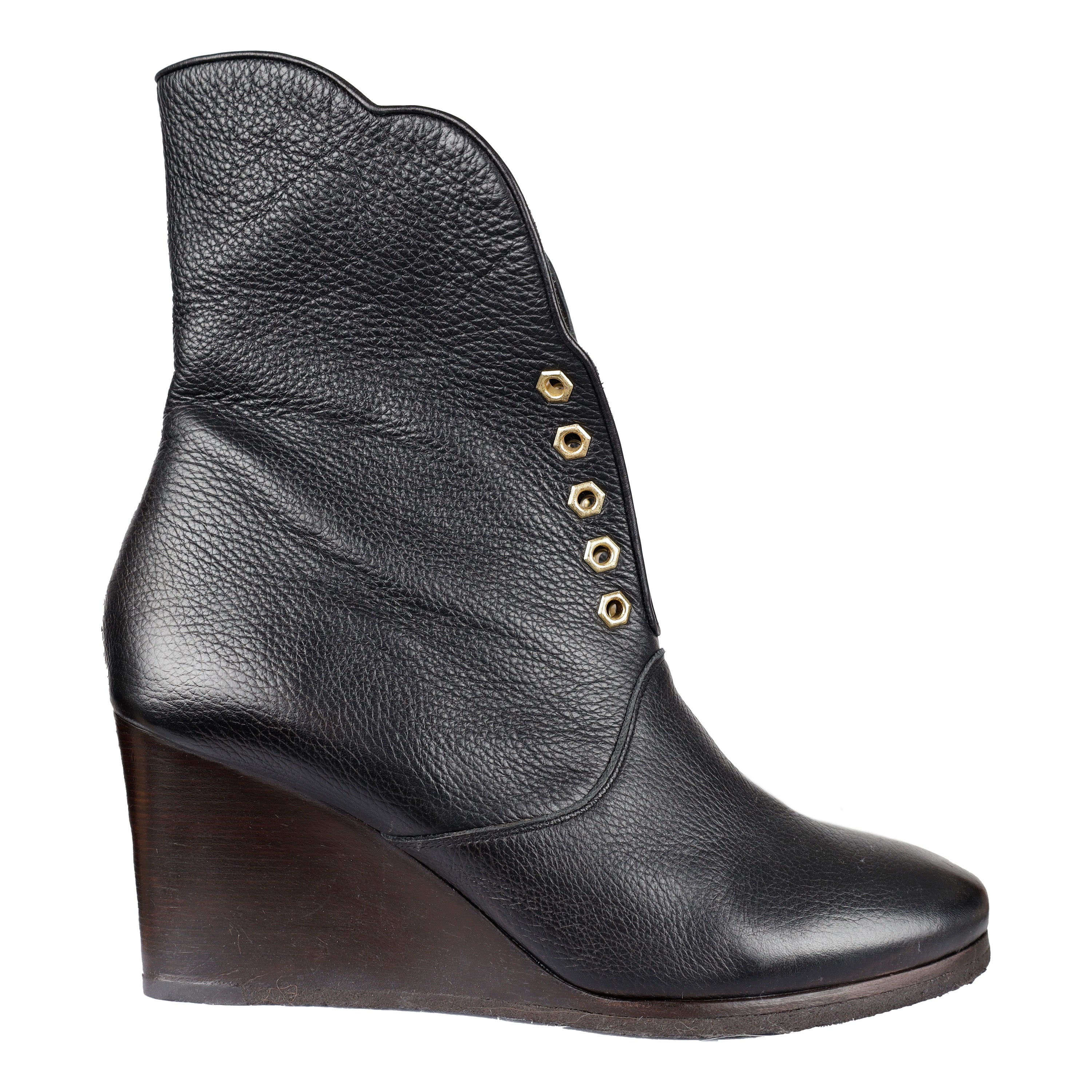 Chloe Eyelet Ankle Boots - '10s