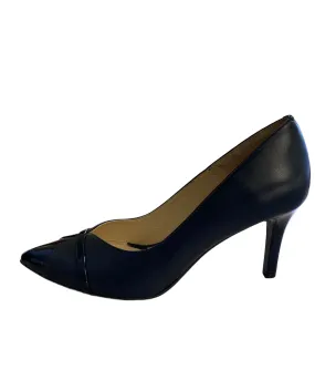 Emis Court Shoe in Navy