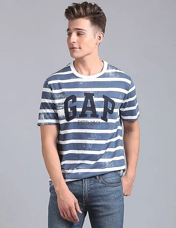 GAP Men Blue Printed Graphic Tee