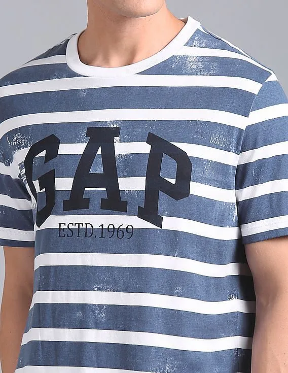 GAP Men Blue Printed Graphic Tee