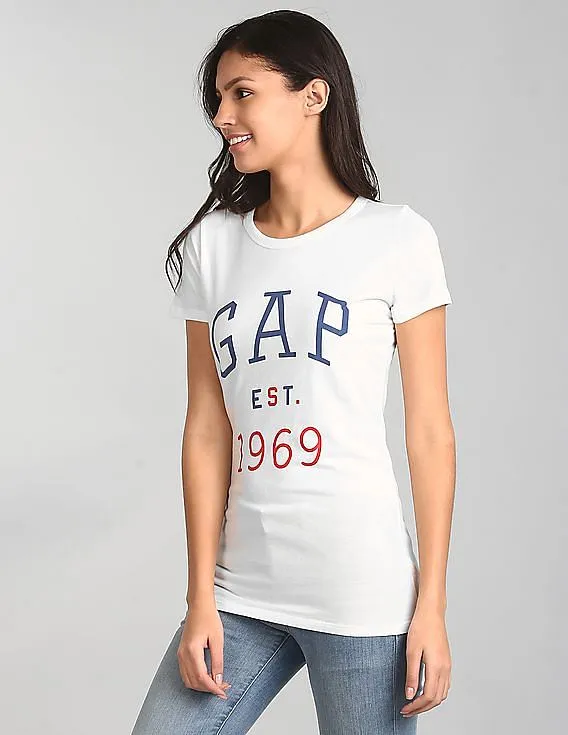 GAP Women White Short Sleeve Logo Graphic Tee