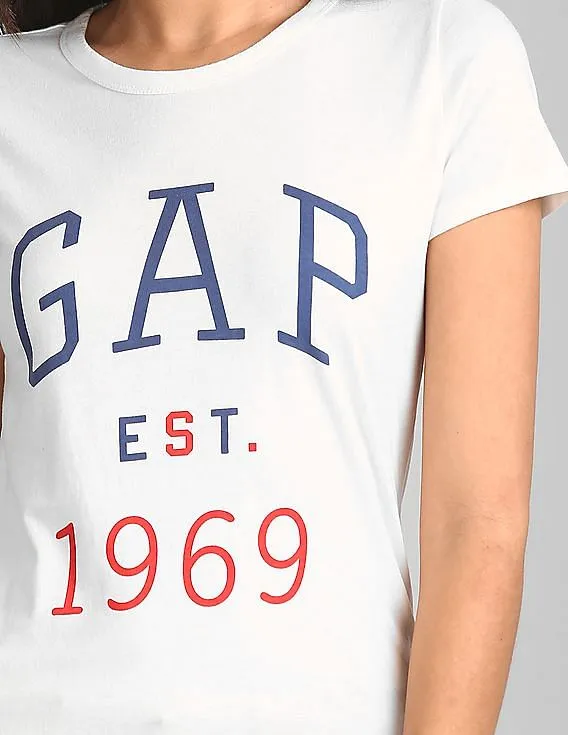 GAP Women White Short Sleeve Logo Graphic Tee