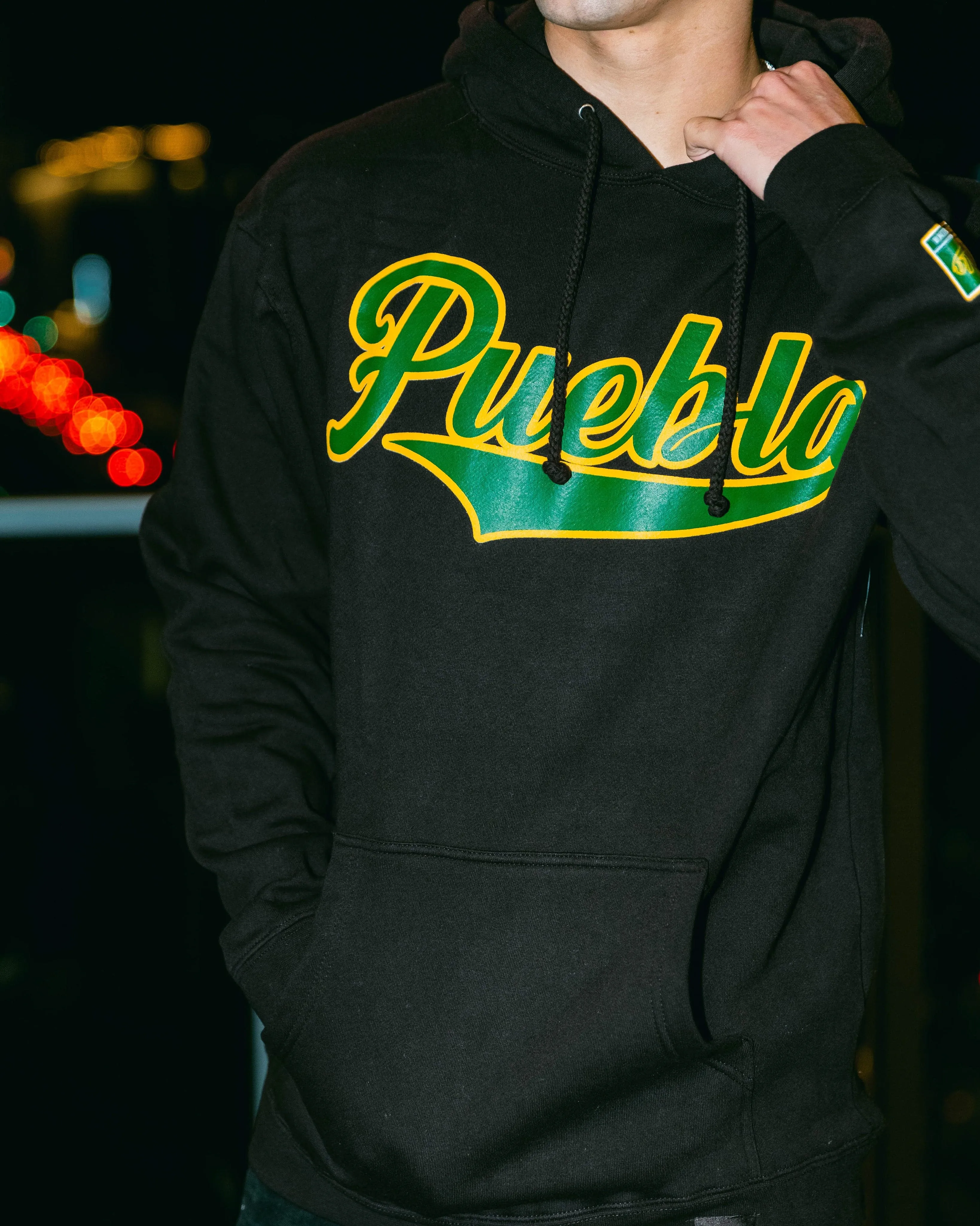 PUEBLA BLACK HOODIE