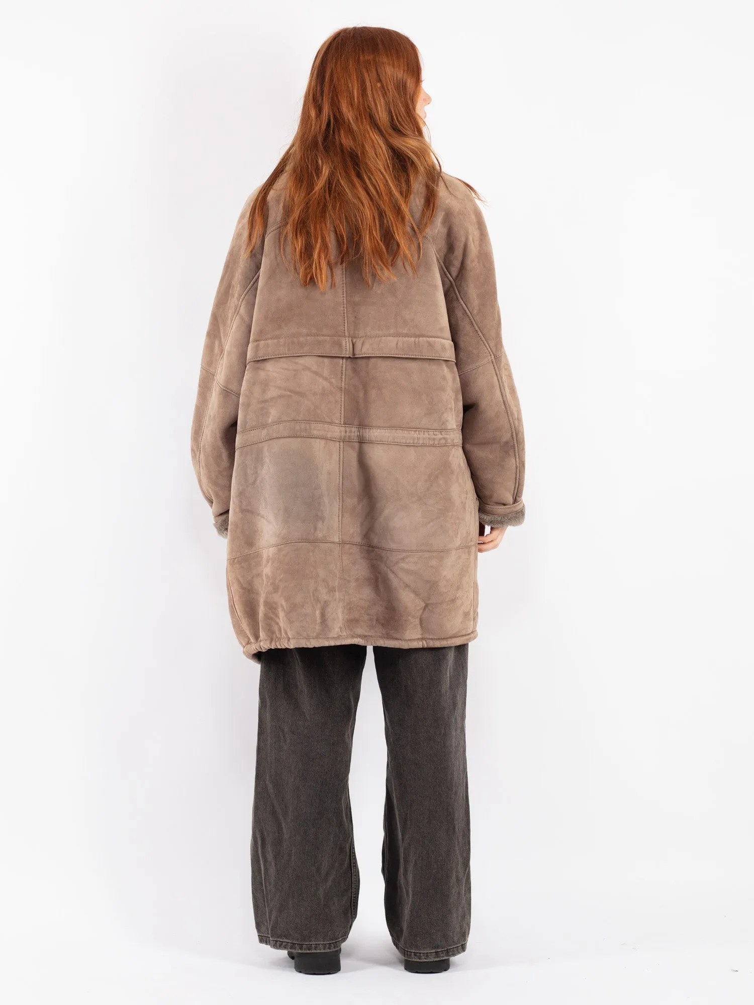 Vintage 90's Women Oversized Sheepskin Coat in Beige